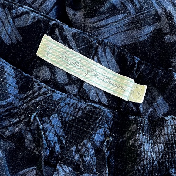Anthro Abstract Print Joggers - Picture 5 of 5